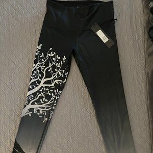 NWT - New never worn - Noli Tree of Life Legging Ombre